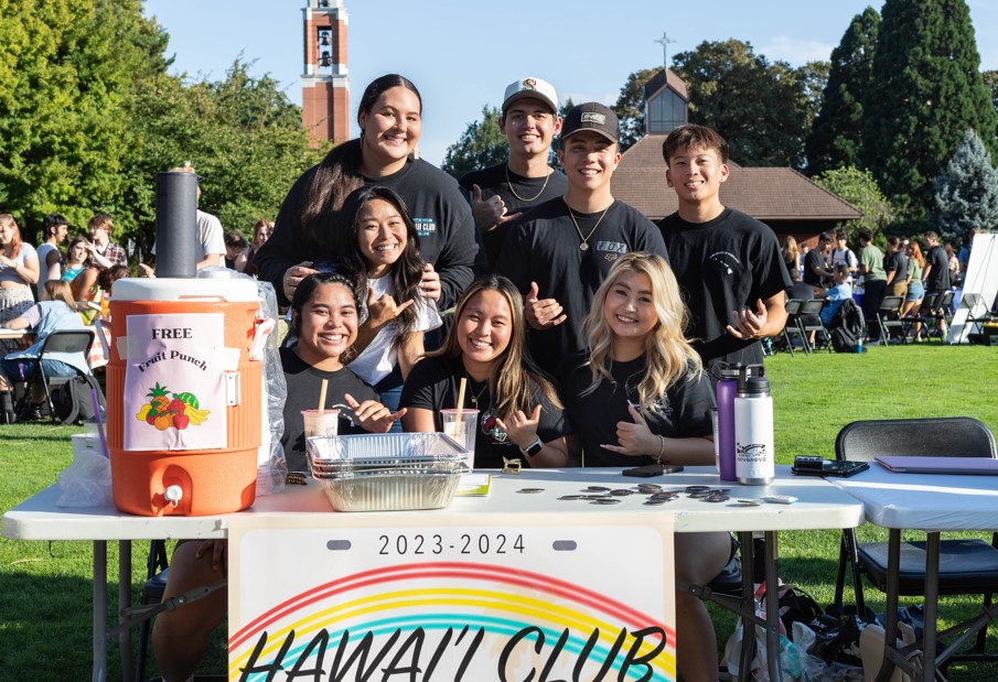 Hawai'i Club at the Activities Fair