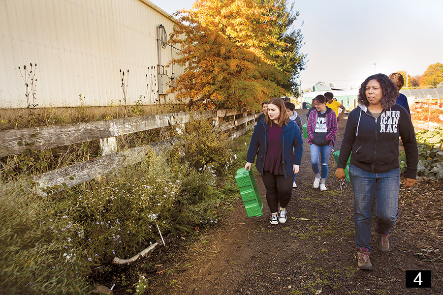 Shantae Johnson and students at Mudbone Grown