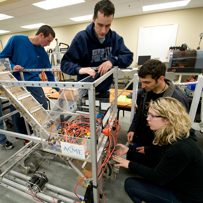 Shiley School of Engineering students