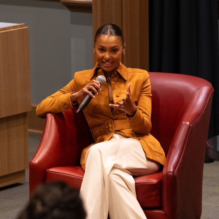 Malika Andrews answers a question from Kimberly Cortez, the Beacon’s current editor-in-chief 